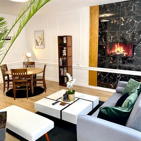 Bel Appartement Pour 2 Personnes Vue Laterale Sur Le Port Le Tréport Exterior foto